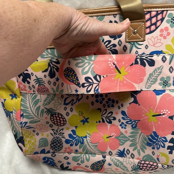 Cute & Colorful Lily Bloom Tropical Pineapple Satchel Shoulder Tote Travel Bag - Picture 6 of 9